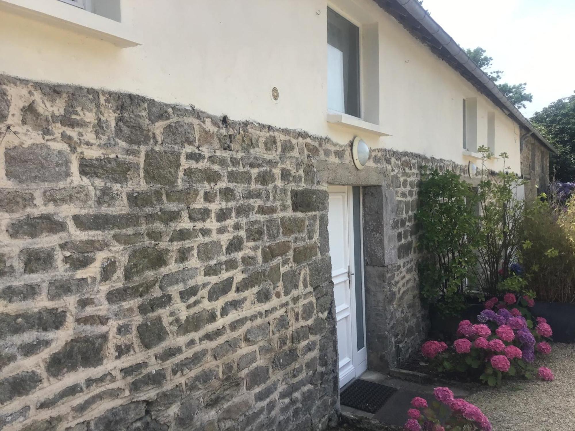 Maison Cosy Avec Exterieur Et Piscine Partagee Mespaul Zewnętrze zdjęcie
